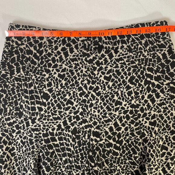 Susan Bristol Black and White Animal Print Swing Skirt Knee Length Size 12 - Picture 6 of 11
